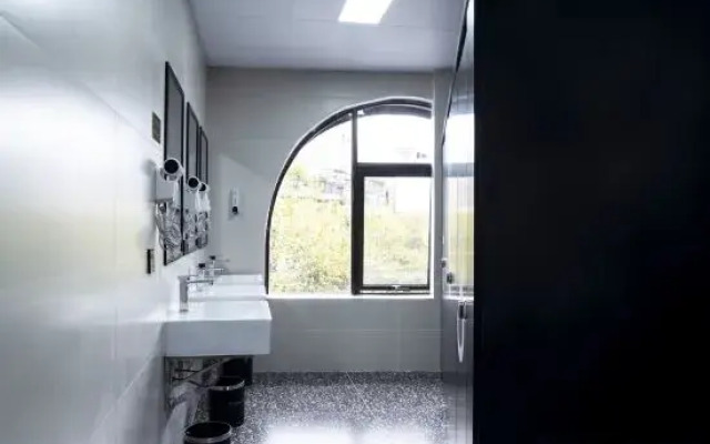 Snails Hostel