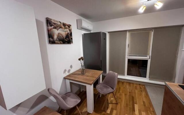 2 rooms apartment Airy & Bright