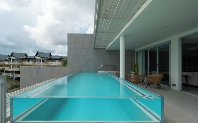 Beautiful Apt with a Pool