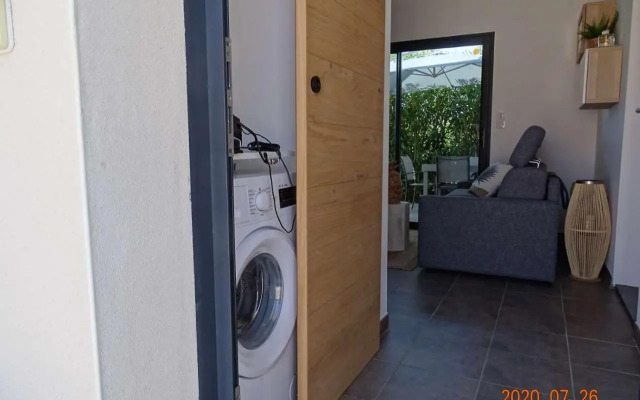 Proche Pézénas, très bel appartement, commerces