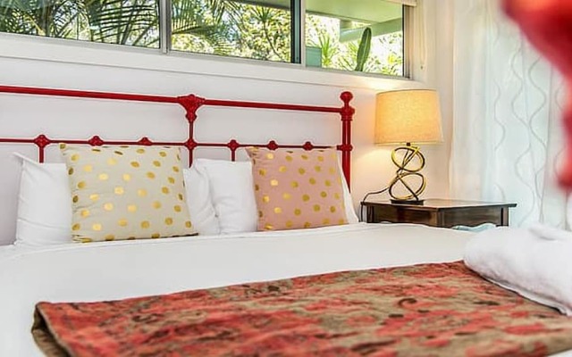 Your Luxury Escape - Red Bohemian