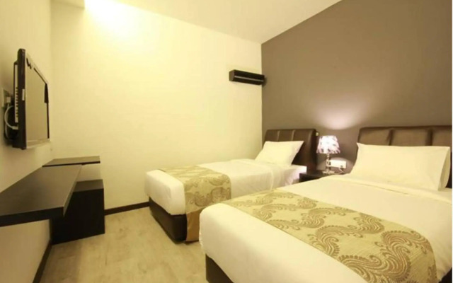 Sandy Hotel