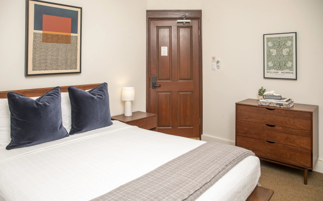 Washington Square Inn