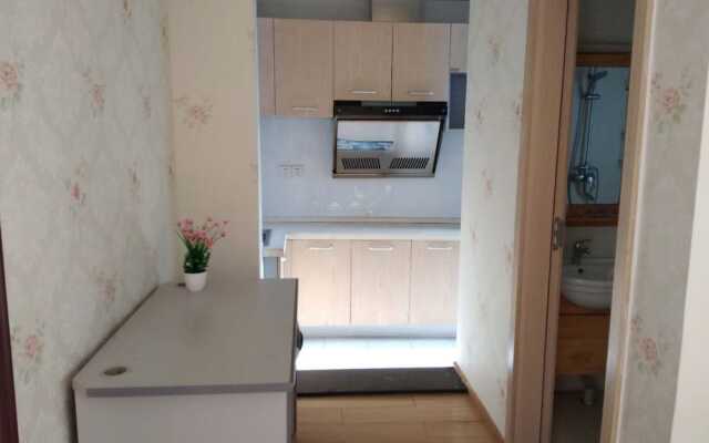 Wuhan Loving Home Apartment