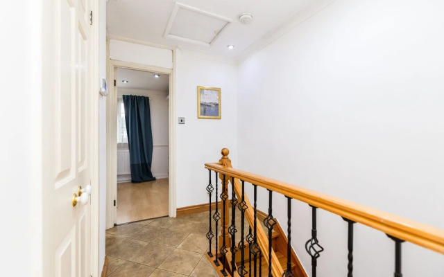 Hiikots Apartments Dagenham