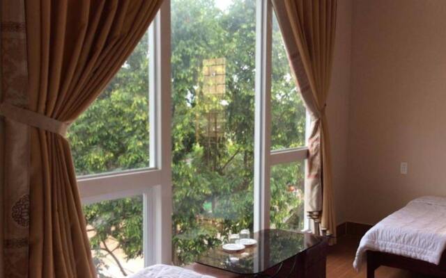 Phuc Loc Hotel