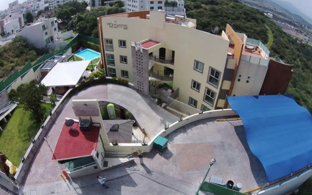 La Reserva Suites
