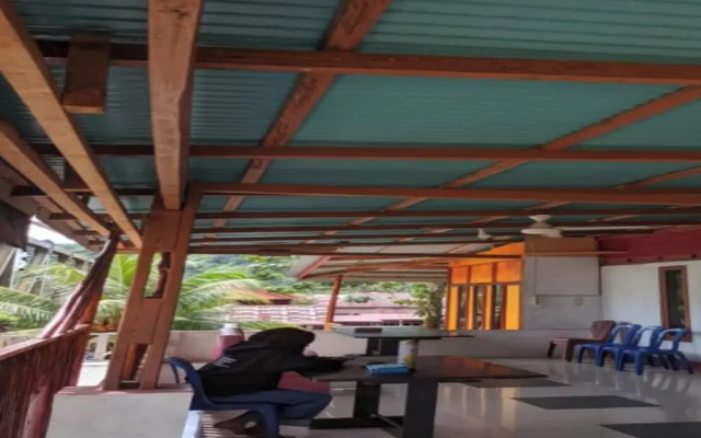 EXPRESS O 91702 Mandeh Homestay Syariah Near Bank Nagari PT Bank Pembangunan Daerah (BPD) Sumbar Cabang Painan