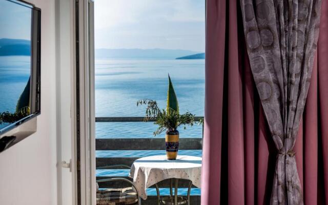 Apartments Tolic