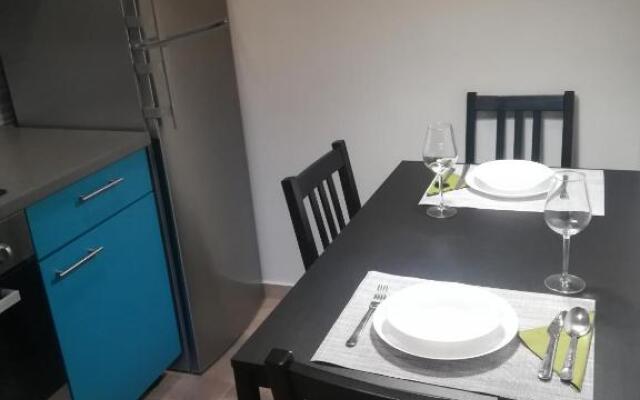 Studio apartman Arni