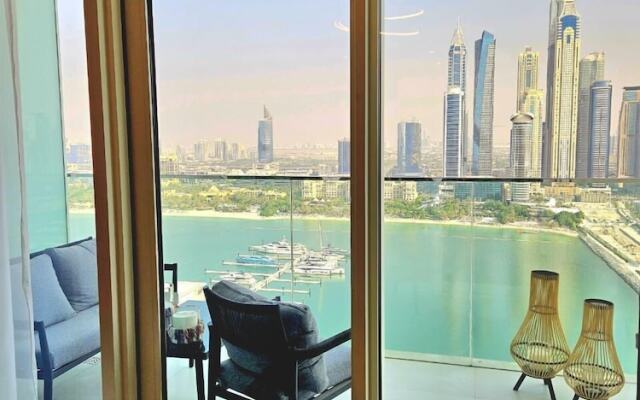 2BRwith Panoramic Sea View in Beachfront
