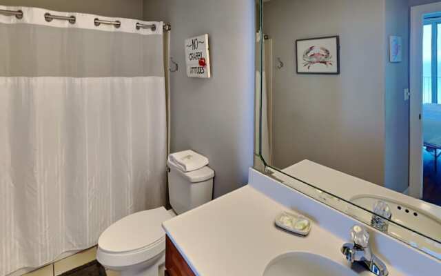 Emerald Isle  by SVR