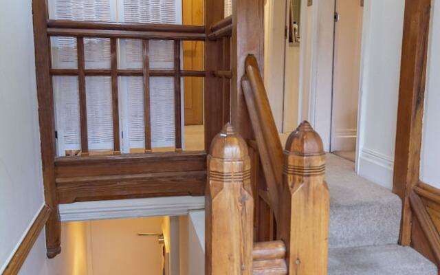 The Apartment No 2 The Old Red King Pub