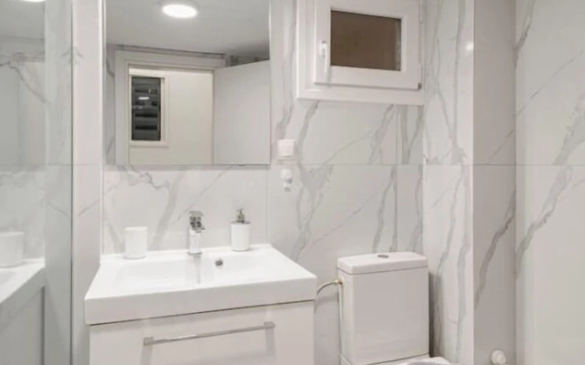 Trentatre, Nilie Hospitality MGMT