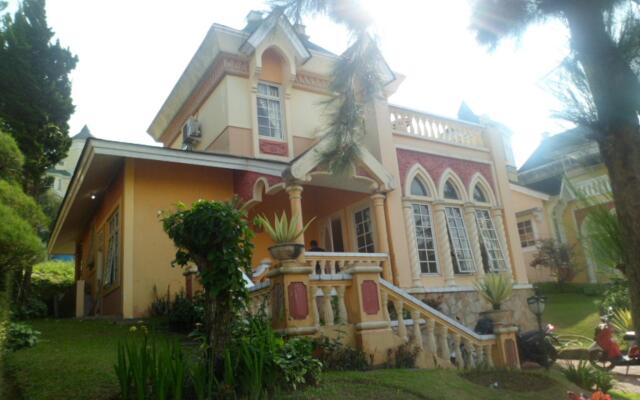 Villa Kota Bunga Widuri