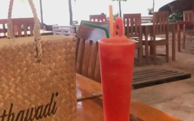 Lanta L.D. Beach Bungalows