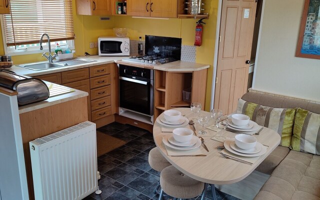 2-bed Caravan at Billing Aquadrome Northampton