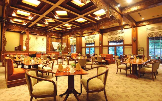 Singgasana Hotel Surabaya