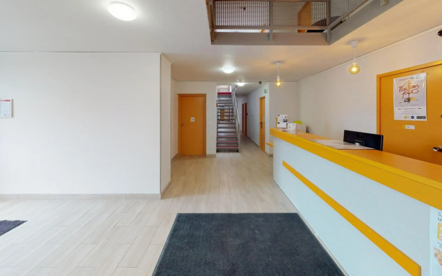 Premiere Classe Reims Ouest - Tinqueux