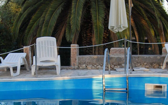 Neeton - Noto Bed&Breakfast