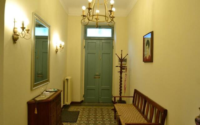 Belvilla by OYO Total Nisa