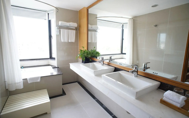 La Casa Hanoi Hotel