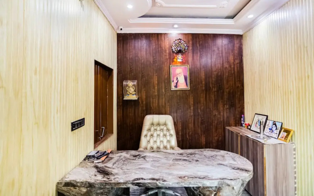 SPOT ON 29521 Arora Guest House