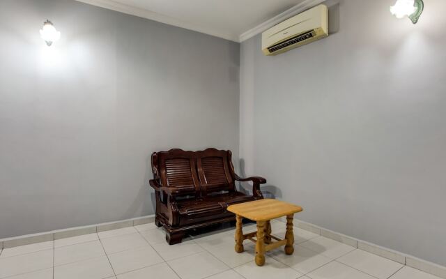 OYO 89568 Mangrove Hotel