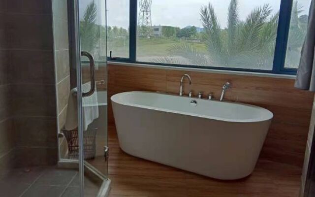 Xingxinqiao Hotel (Baise Xinghe Water Park)