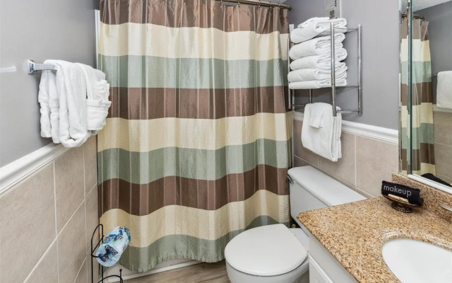 Shoreline 3042 Condo