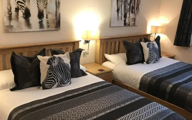 Barncroft Luxury Guest House Near Nec