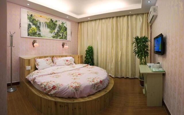Bai Jia Le Theme Hotel