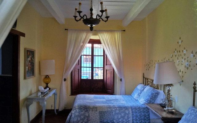 La Casa Azul Huasca & Restaurante La Terraza