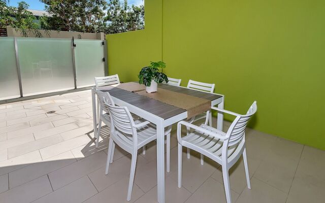 Stunning Ground Floor City Apartment 104