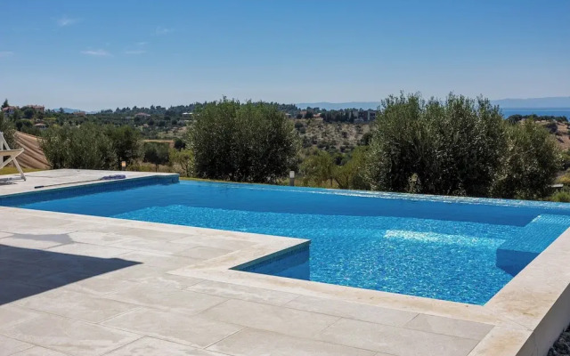 Nikiti Dream Villas
