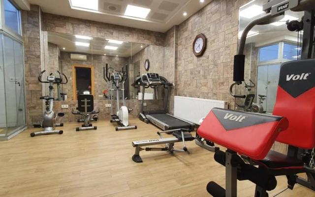 Glam 1BR Flat w/AC in the Heart of Cihangir