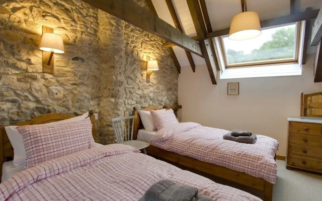 Whitcombe Cottage