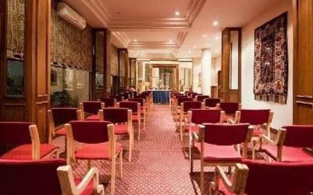 Regent Andheri Hotel