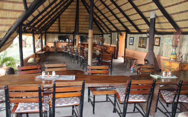 Ndhovu Safari Lodge - Campground