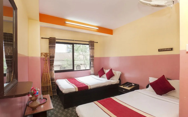 SPOT ON 465 Hotel Brunei Holiday Inn