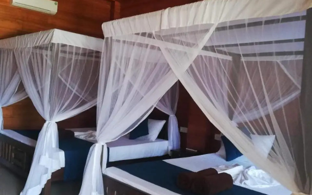 Eden Reverie Cabana And Spa