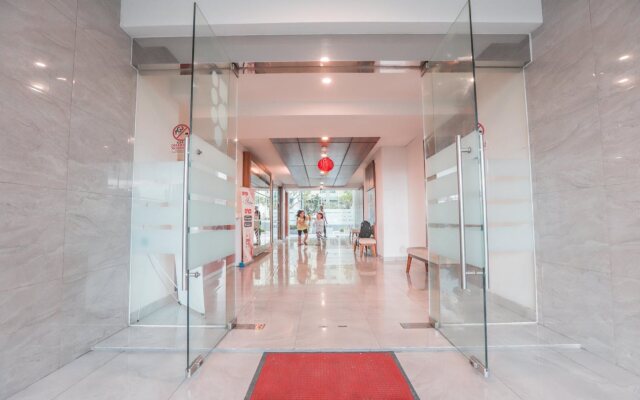 OYO Flagship 210 Amethyst Kemayoran Near RSUD Pademangan