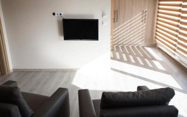 Sun Suites