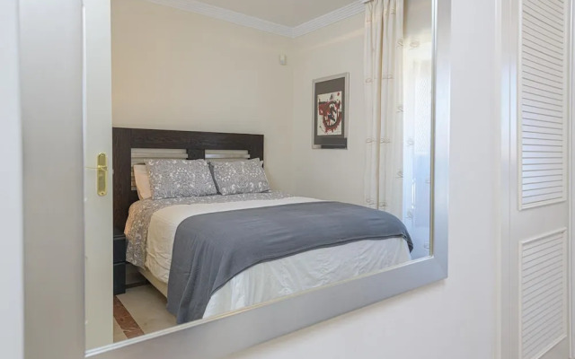 Villa Riviera in Urbanizaci n Riviera Sol