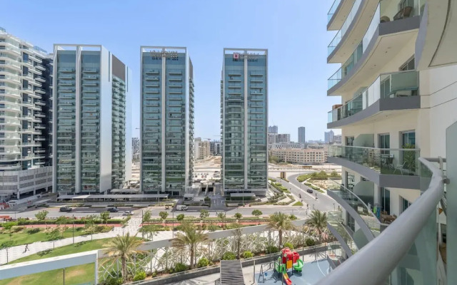 An Oasis in Bella Rose and Sleeps 2