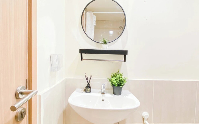 Simple Look 2Br Apartment Meikarta