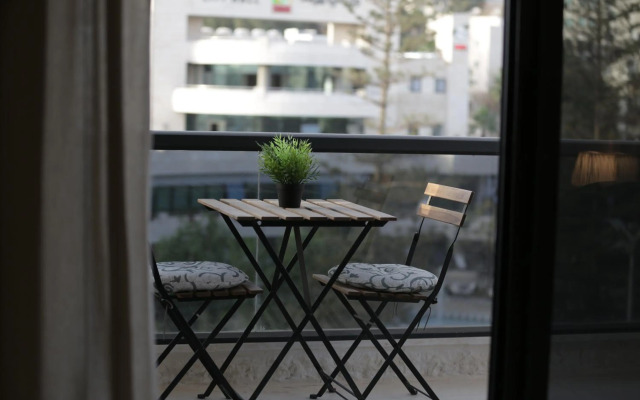 Ramallah Modern Apartment