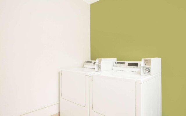 Super 8 Provo BYU Orem