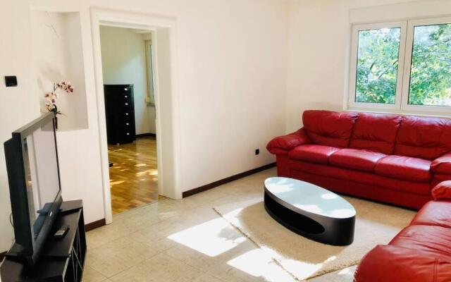 UltraCentral and Very Big apt - 3 BIG ROOMS - GE12