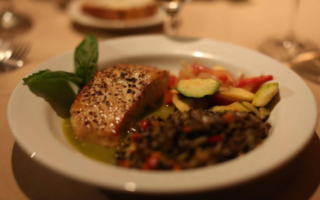 Orchard Canyon on Oak Creek